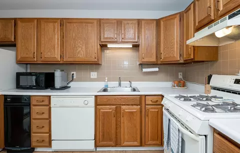 Kitchen - 63 Proctor St #E, Salem, MA 01970 photo 4 of 4