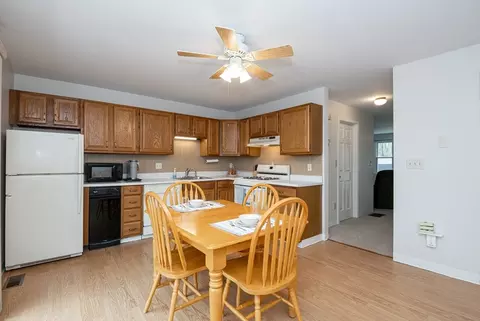 Kitchen - 63 Proctor St #E, Salem, MA 01970 photo 3 of 4