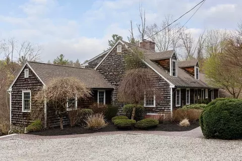 Exterior - 30 Prospect St, Upton, MA 01568 photo 6 of 8