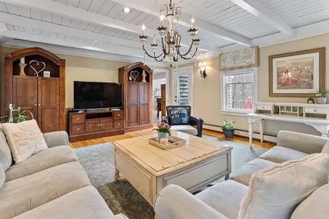 Living - 30 Prospect St, Upton, MA 01568 photo 6 of 8