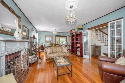 Living - 10 Swan St, Everett, MA 02149 photo 1 of 5