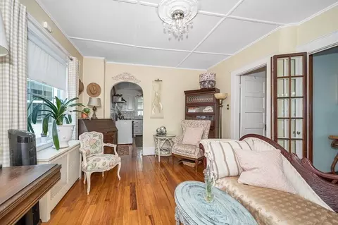 Living - 10 Swan St, Everett, MA 02149 photo 5 of 5