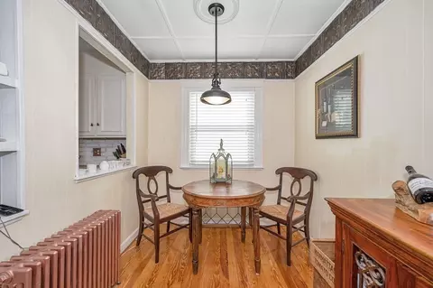 Dining - 10 Swan St, Everett, MA 02149 photo 5 of 5