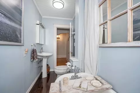 Bath - 10 Swan St, Everett, MA 02149 photo 1 of 4