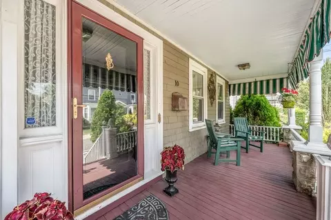 Exterior - 10 Swan St, Everett, MA 02149 photo 7 of 9