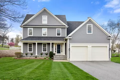 82 Hillando Dr, Shrewsbury, MA 01545