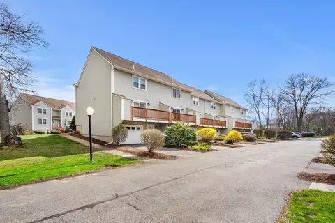 159 Patrick Rd #159, Tewksbury, MA 01876