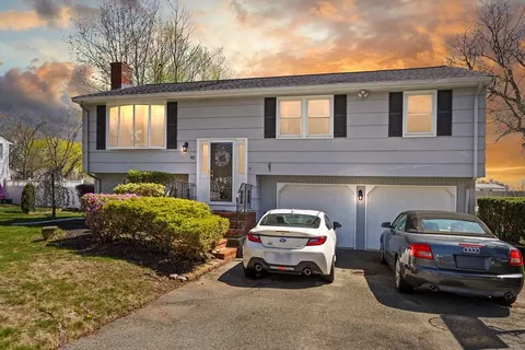48 Coweeset Dr, Brockton, MA 02301