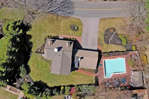 28 Liberty Pole Rd, Hingham, MA 02043 photo 4