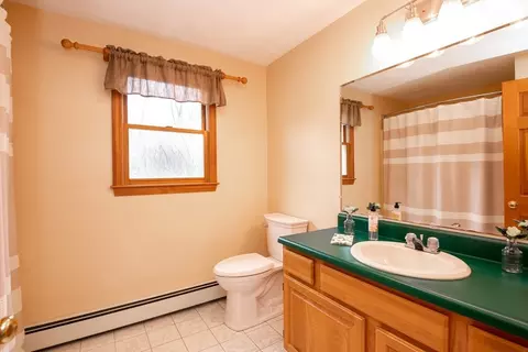 88 Jackman St, Georgetown, MA 01833 photo 29