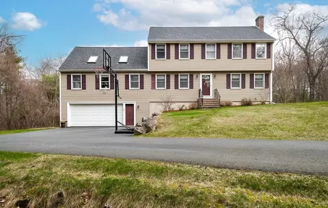 88 Jackman St, Georgetown, MA 01833