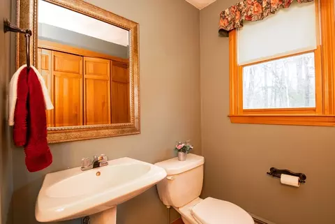 88 Jackman St, Georgetown, MA 01833 photo 17