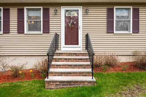 88 Jackman St, Georgetown, MA 01833 photo 4