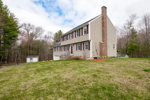 88 Jackman St, Georgetown, MA 01833 photo 3