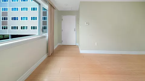 35 Desmoines Rd #210, Quincy, MA 02169
