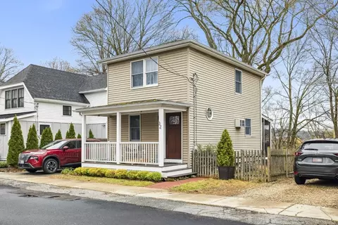 32 Clark St, Winchester, MA 01890