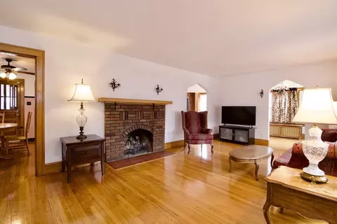 75 Osborne Ter, Springfield, MA 01104 photo 6