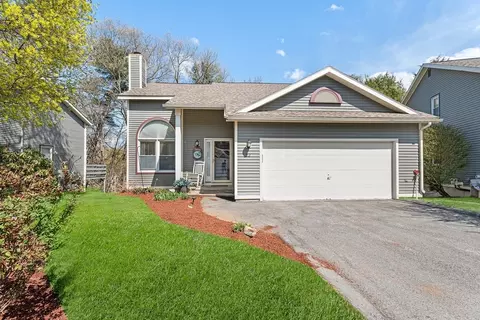 22 Weatherstone Dr #22, Worcester, MA 01604