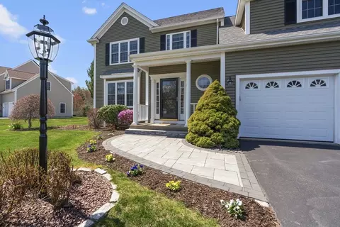 18 Ridgewood St, Ashland, MA 01721