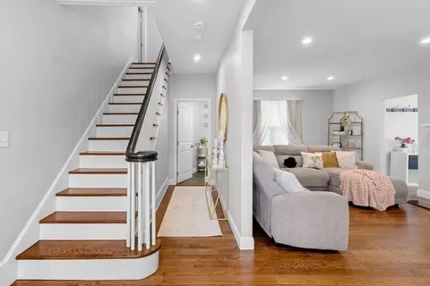 Entry Way - 923 Robeson St, Fall River, MA 02720 photo 5 of 7