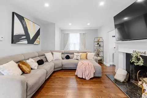 Living - 923 Robeson St, Fall River, MA 02720 photo 1 of 2