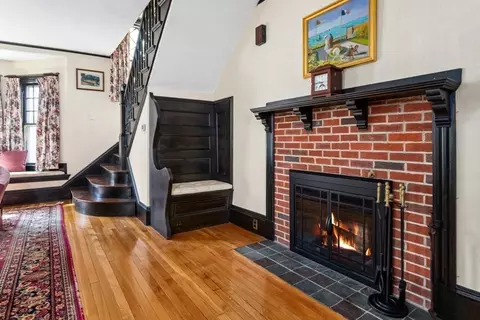 Entry Way - 14 Bancroft Ave, Reading, MA 01867 photo 2 of 3
