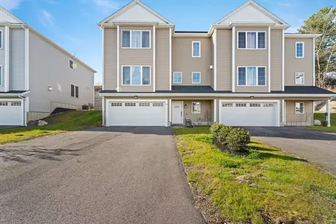 29 Pouts Ln #29, Uxbridge, MA 01569