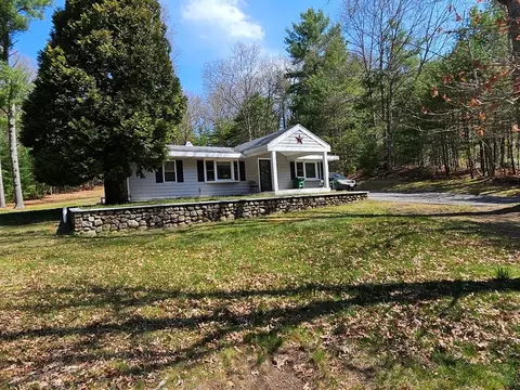 138 Pleasant St, Pembroke, MA 02359