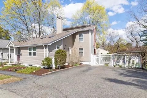 63 Wellesley Road Ext, Natick, MA 01760
