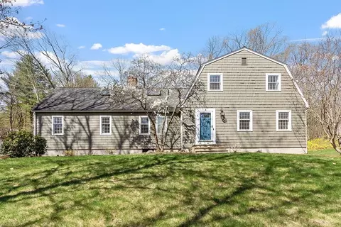 4 Court Rd, Westford, MA 01886