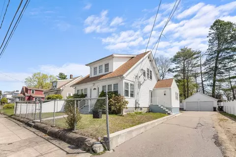 108 Tilton Ave, Brockton, MA 02301