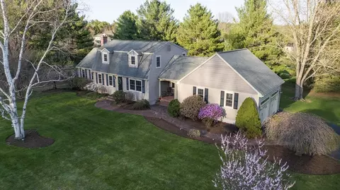 209 Forest St, Franklin, MA 02038