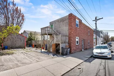 89 Moore 57 Horace St, Boston, MA 02128