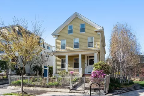 44 Pearl St, Somerville, MA 02145