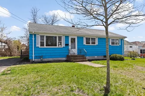 274 Irvington St, New Bedford, MA 02745