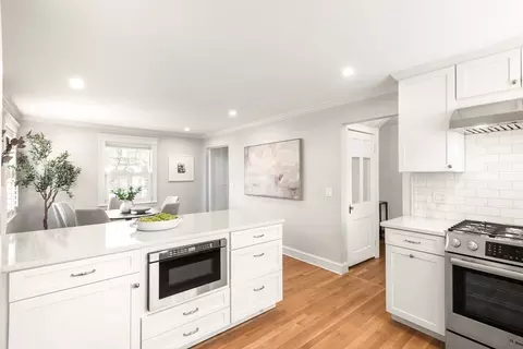 Kitchen - 63 Hawthorn Ave, Needham, MA 02492 photo 4 of 5