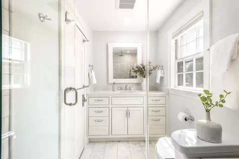 Bath - 63 Hawthorn Ave, Needham, MA 02492 photo 3 of 3