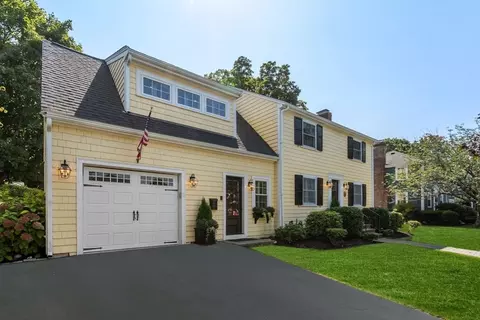 33 Coolidge Rd, Milton, MA 02186