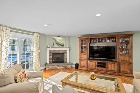 775 Forest St, Marshfield, MA 02050 photo 10