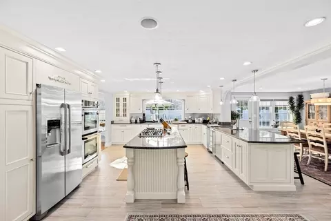 775 Forest St, Marshfield, MA 02050 photo 4