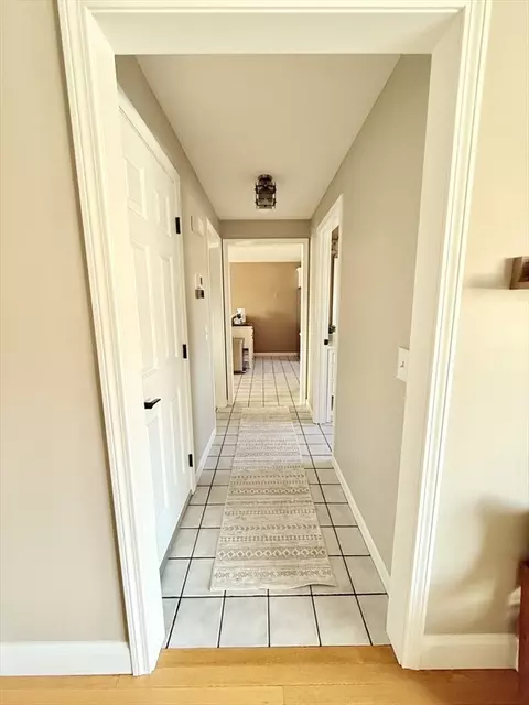59 Chalmers St, Springfield, MA 01118 photo 21
