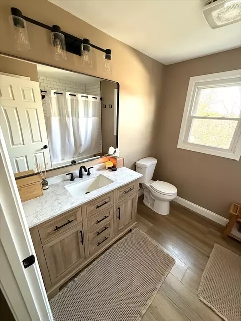 59 Chalmers St, Springfield, MA 01118 photo 19