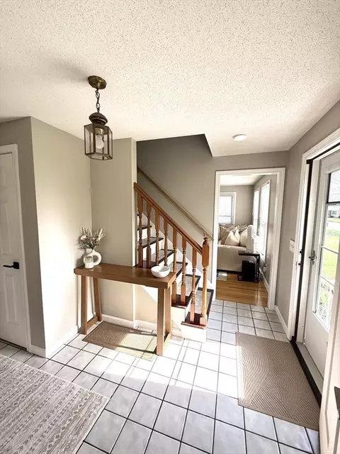 59 Chalmers St, Springfield, MA 01118 photo 20