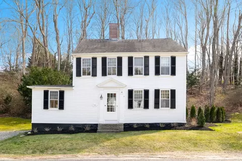 118 Main St, Sandwich, MA 02563