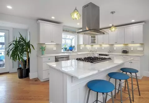 14 Lewis St, Hull, MA 02045 photo 6