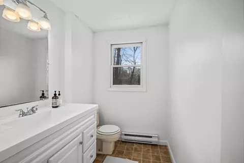 Bath - 34 Eastern Ave #I, Webster, MA 01570 photo 1 of 2