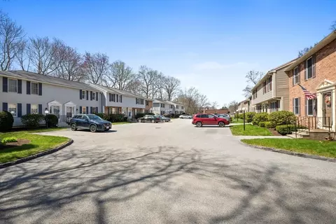 Exterior - 34 Eastern Ave #I, Webster, MA 01570 photo 4 of 8