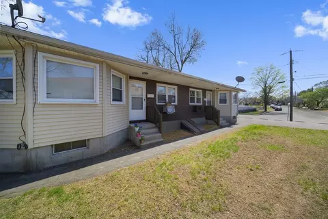 183-185 Middle St, Springfield, MA 01104