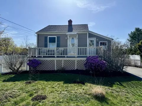 25 Summer St, Tewksbury, MA 01876
