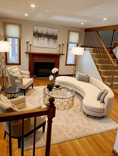136 Wellman Ave #136, Chelmsford, MA 01863